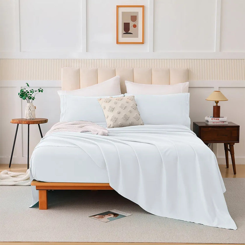 Four-piece Cloud Fiber Bed Set
